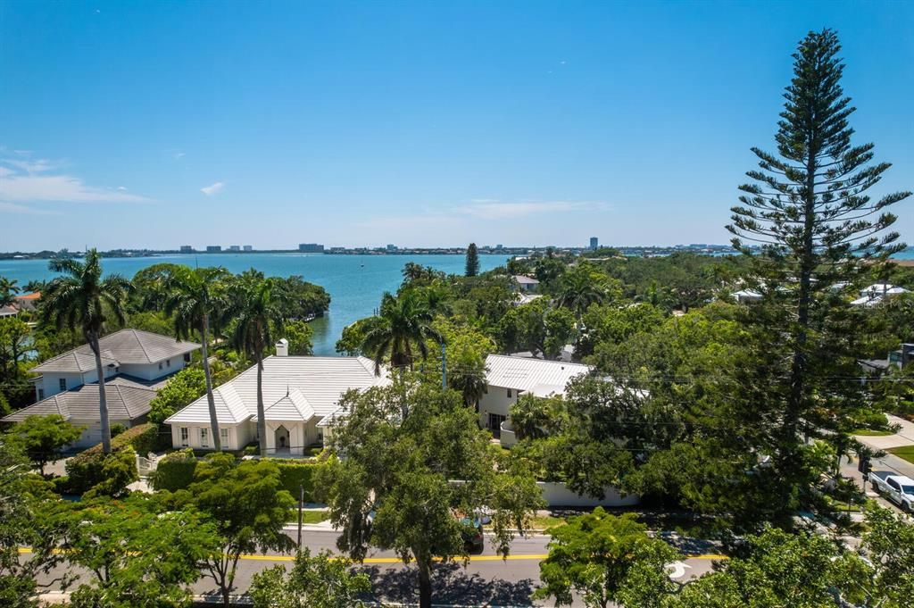 Recently Sold: $1,875,000 (4 beds, 2 baths, 2653 Square Feet)