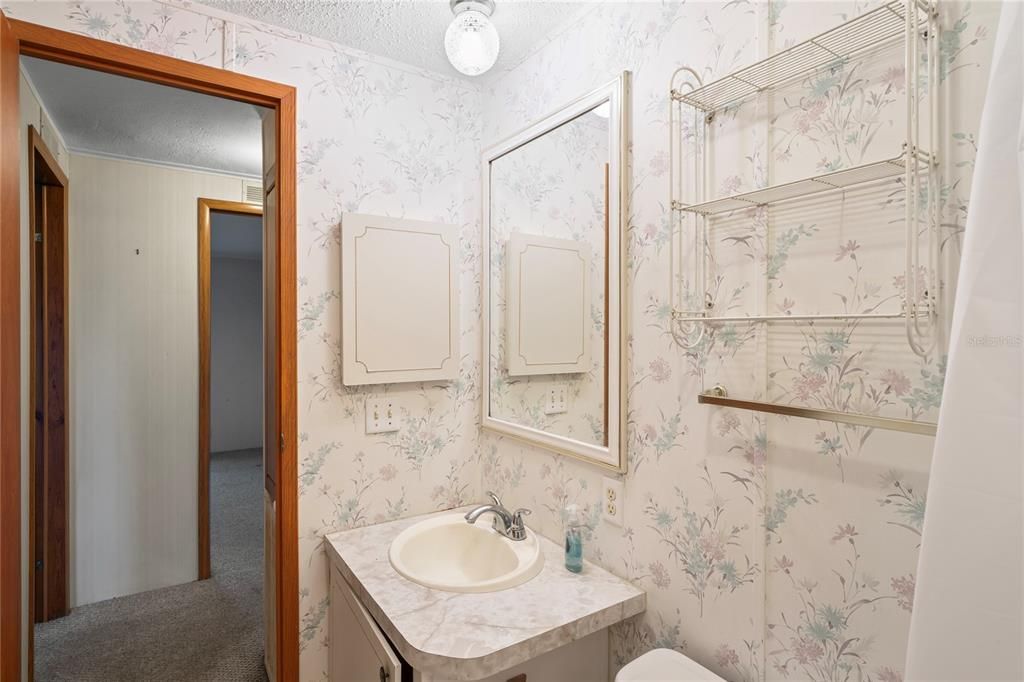 待售: $325,000 (3 贝兹, 2 浴室, 1352 平方英尺)