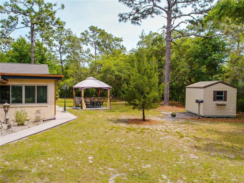 For Sale: $1,200,000 (3 beds, 2 baths, 3080 Square Feet)