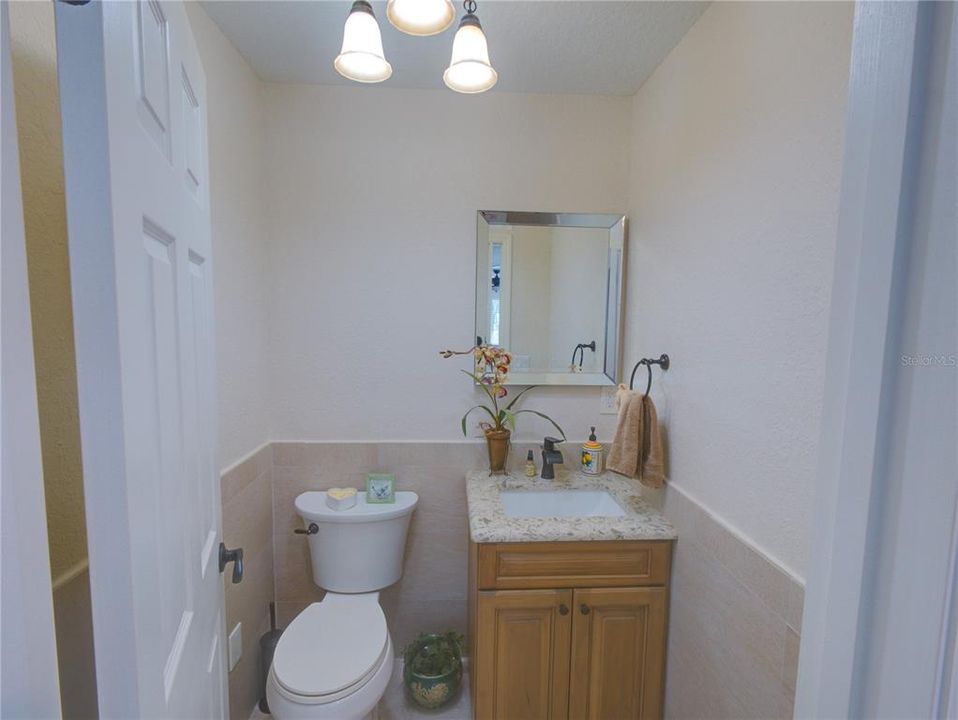 1/2 Bath off Florida room.