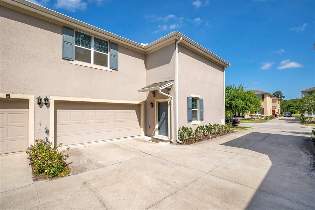 Recently Sold: $300,000 (3 beds, 2 baths, 1648 Square Feet)