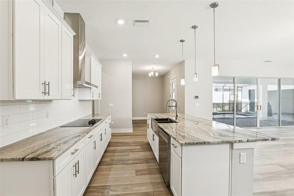 For Sale: $1,049,990 (5 beds, 4 baths, 3272 Square Feet)