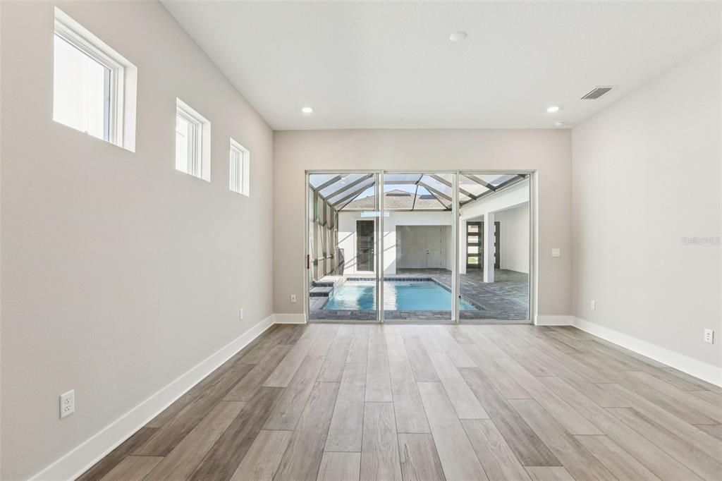 For Sale: $1,049,990 (5 beds, 4 baths, 3272 Square Feet)