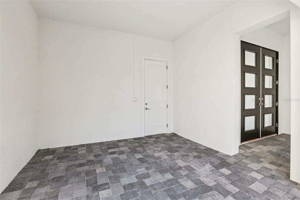 For Sale: $1,049,990 (5 beds, 4 baths, 3272 Square Feet)