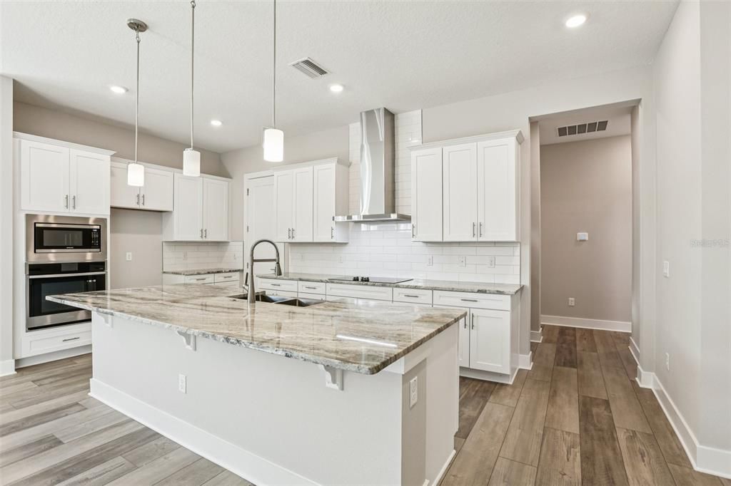 For Sale: $1,049,990 (5 beds, 4 baths, 3272 Square Feet)