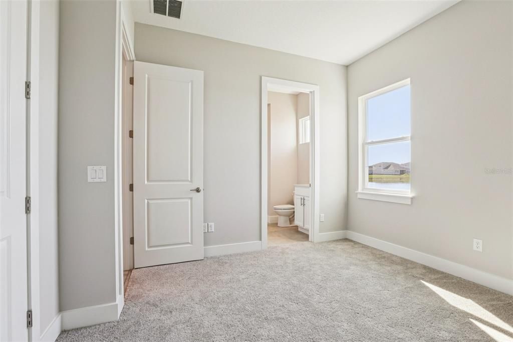 For Sale: $1,049,990 (5 beds, 4 baths, 3272 Square Feet)