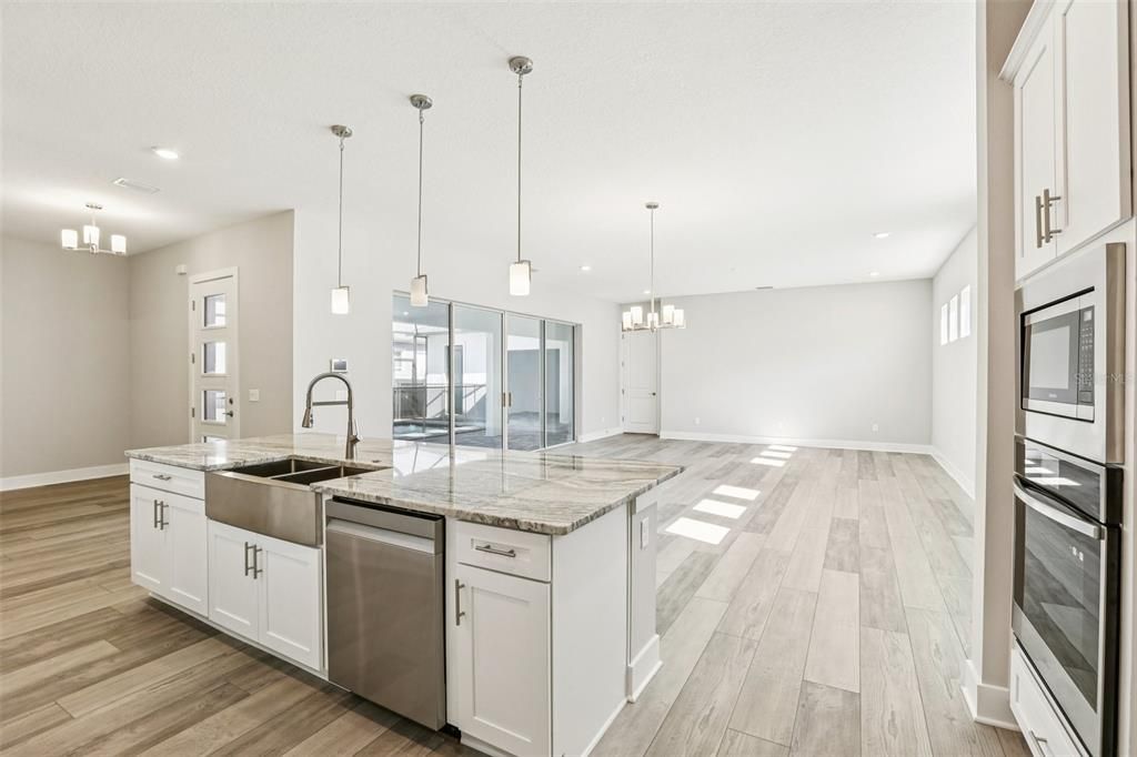 For Sale: $1,049,990 (5 beds, 4 baths, 3272 Square Feet)