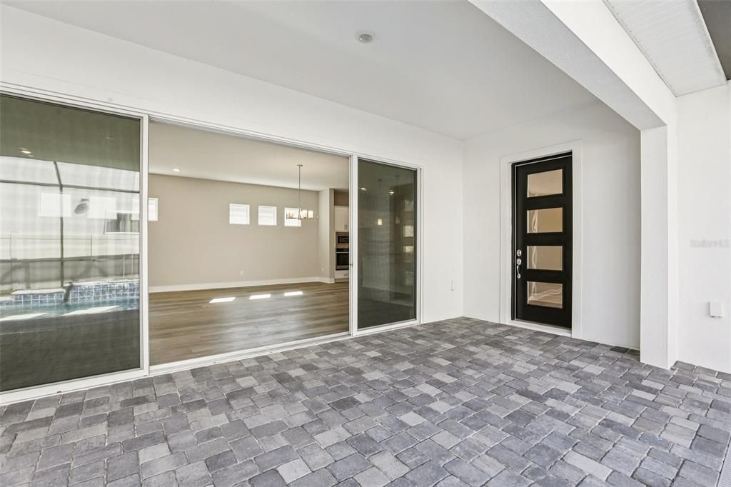 For Sale: $1,049,990 (5 beds, 4 baths, 3272 Square Feet)