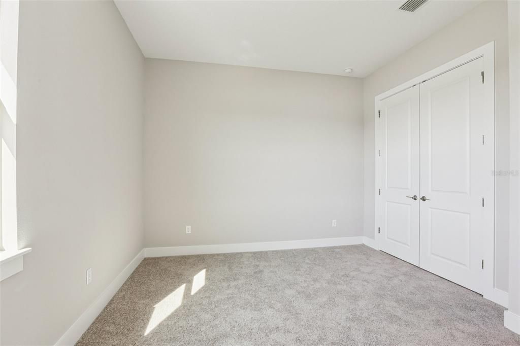 For Sale: $1,049,990 (5 beds, 4 baths, 3272 Square Feet)