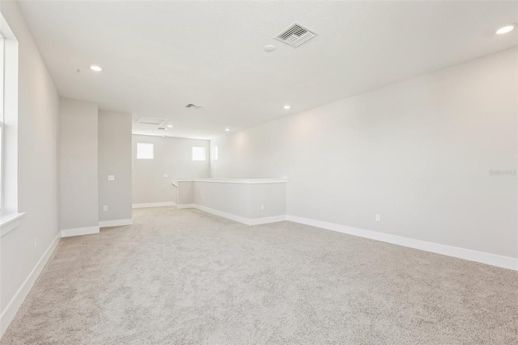 For Sale: $1,049,990 (5 beds, 4 baths, 3272 Square Feet)