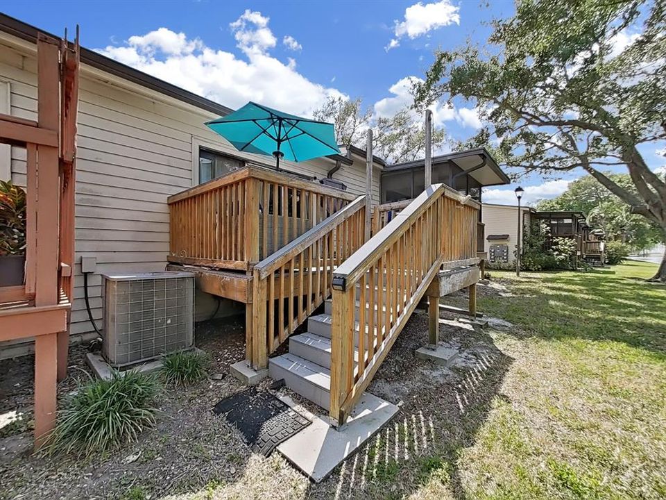 For Sale: $249,900 (2 beds, 2 baths, 1245 Square Feet)