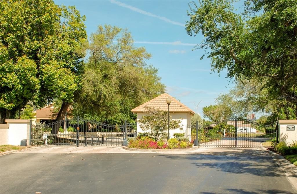 Inlets gated front entry