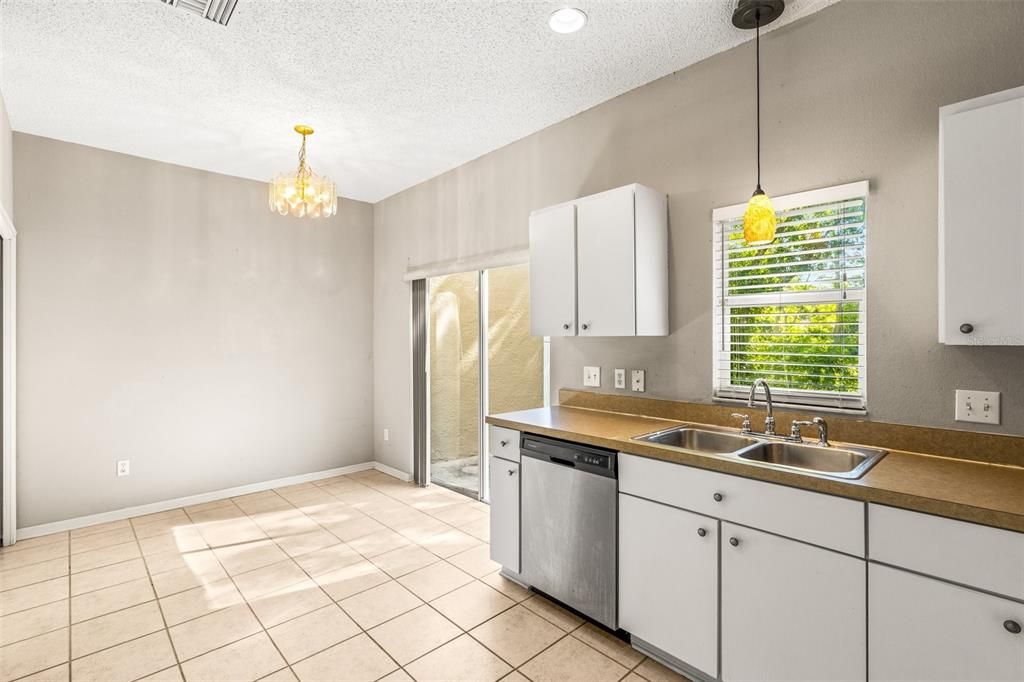 Active With Contract: $249,000 (3 beds, 2 baths, 1232 Square Feet)