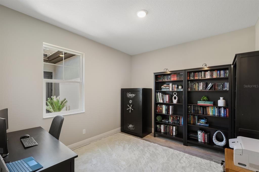 Active With Contract: $850,000 (4 beds, 3 baths, 2333 Square Feet)