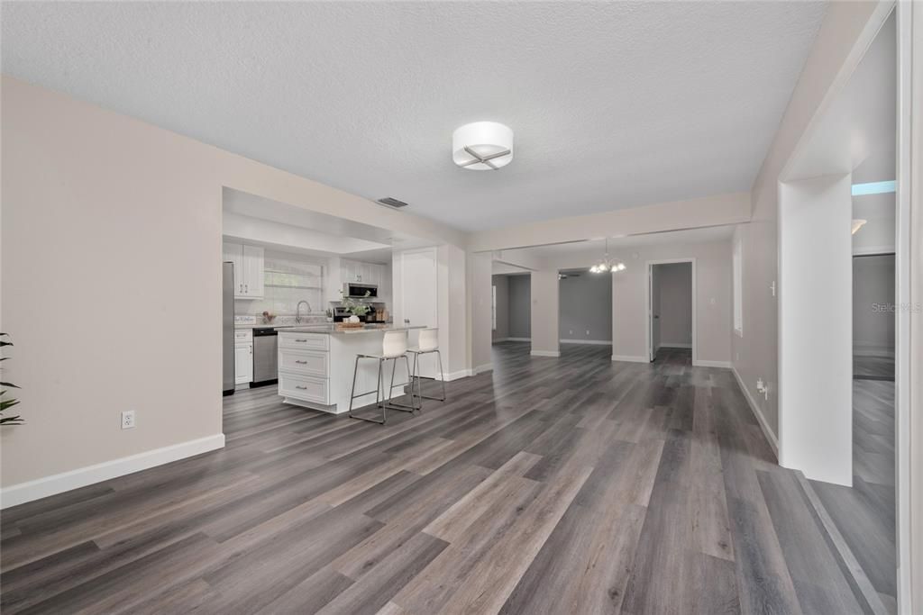 For Sale: $449,000 (3 beds, 2 baths, 2015 Square Feet)