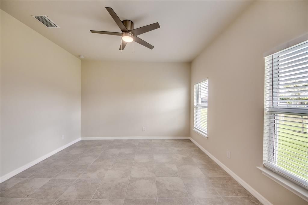 Active With Contract: $405,500 (4 beds, 2 baths, 1691 Square Feet)
