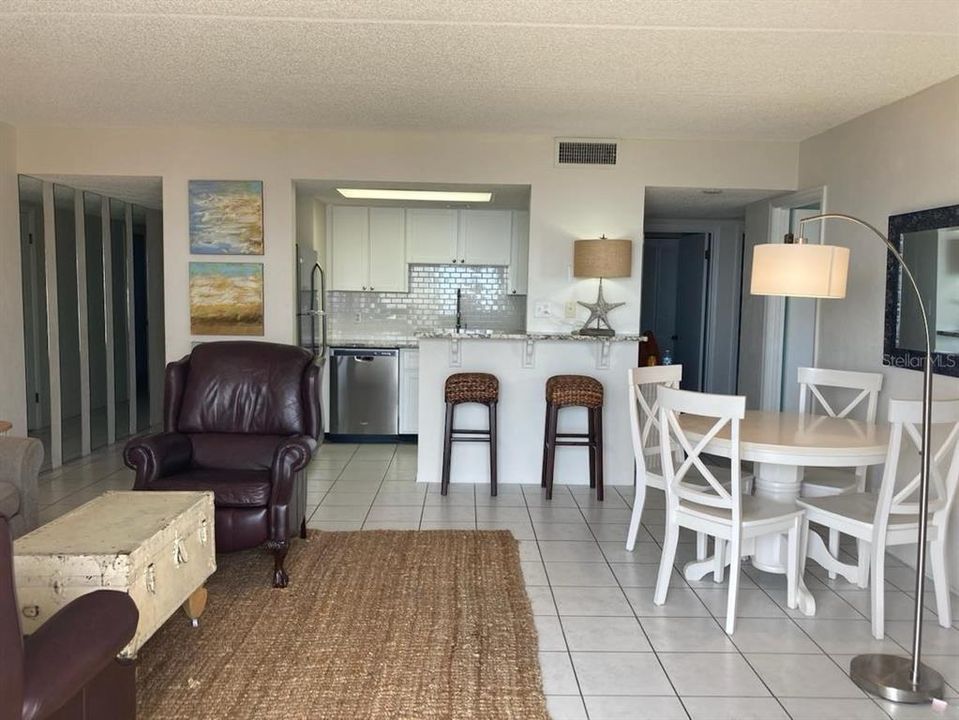 Recently Sold: $328,900 (3 beds, 2 baths, 1415 Square Feet)