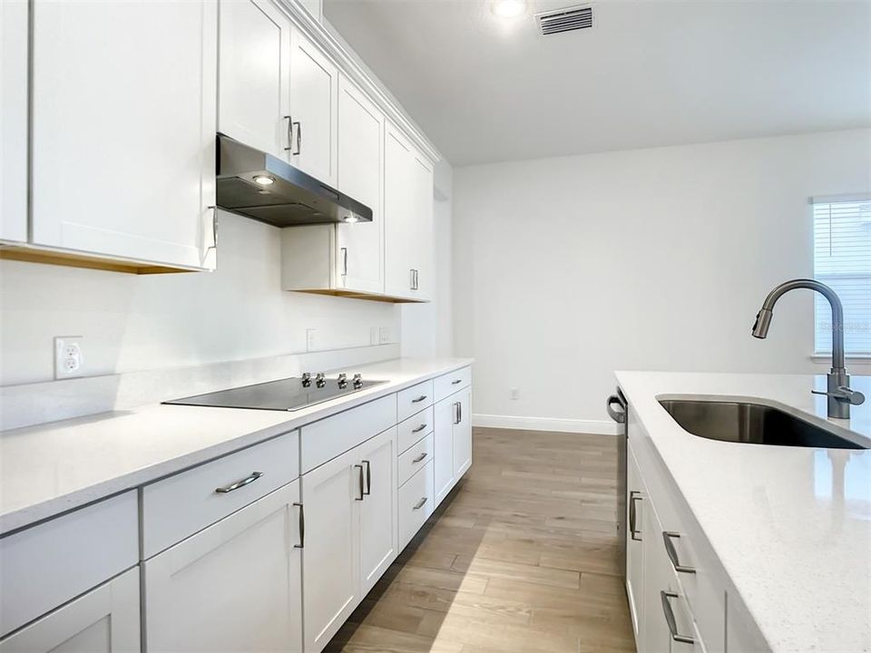 For Sale: $439,000 (3 beds, 2 baths, 1530 Square Feet)