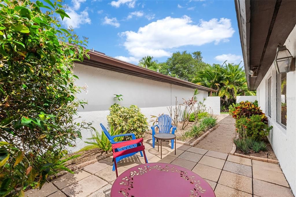 STEP OUT AND RELAX IN THE SIDE COURTYARD