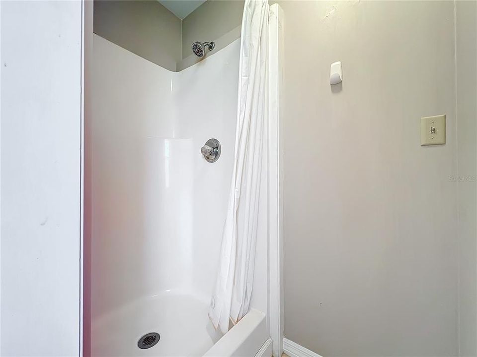 For Sale: $242,000 (3 beds, 2 baths, 1410 Square Feet)