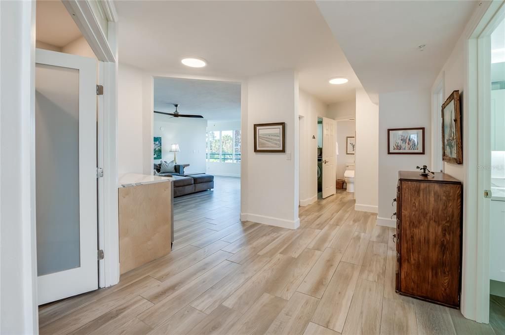 Active With Contract: $995,000 (3 beds, 3 baths, 2208 Square Feet)