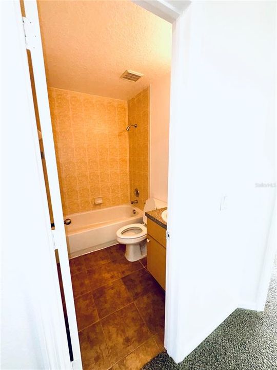 Upstairs shared bathroom