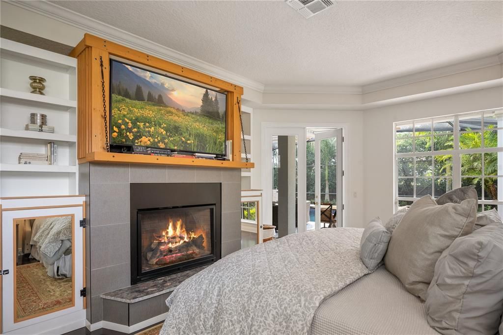 Natural Gas Fireplace in Primary Suite