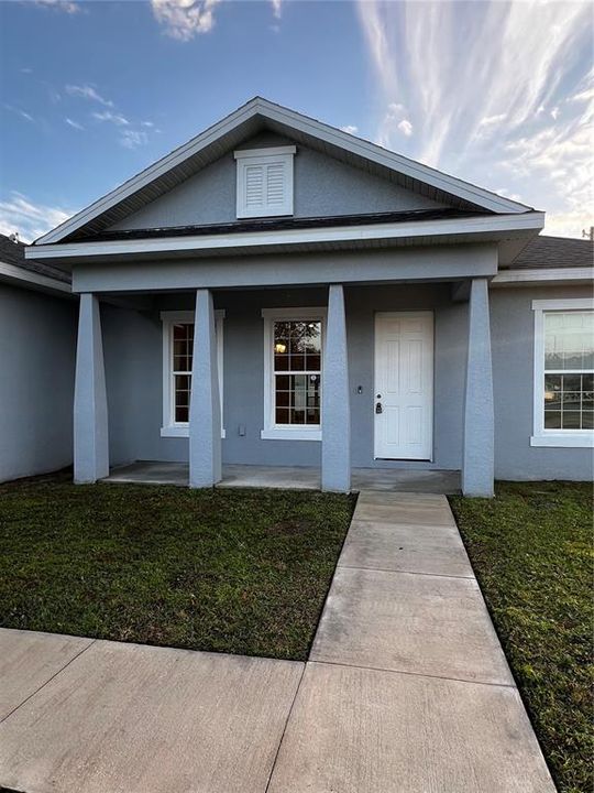 Active With Contract: $2,150 (4 beds, 2 baths, 1928 Square Feet)