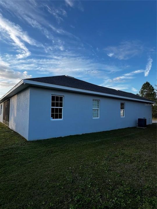 Active With Contract: $2,150 (4 beds, 2 baths, 1928 Square Feet)