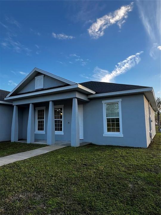 Active With Contract: $2,150 (4 beds, 2 baths, 1928 Square Feet)