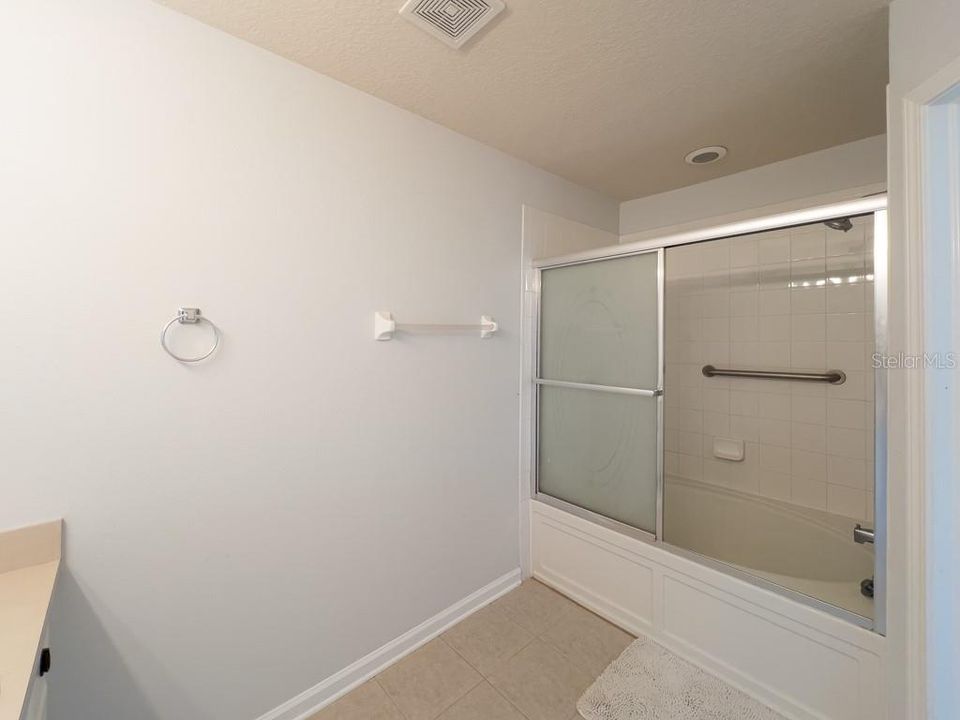 Недавно арендовано: $2,000 (3 спален, 2 ванн, 1718 Квадратных фут)