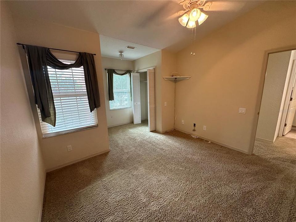 For Rent: $3,450 (3 beds, 2 baths, 1821 Square Feet)