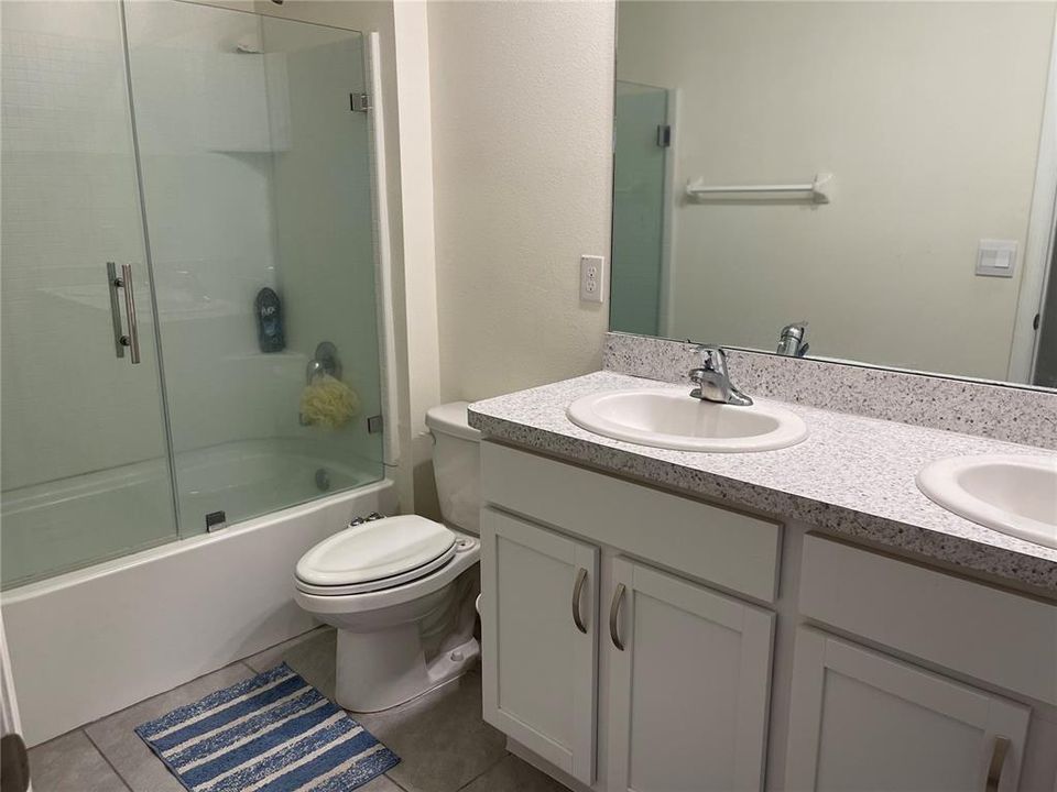 Недавно арендовано: $2,550 (4 спален, 2 ванн, 2260 Квадратных фут)