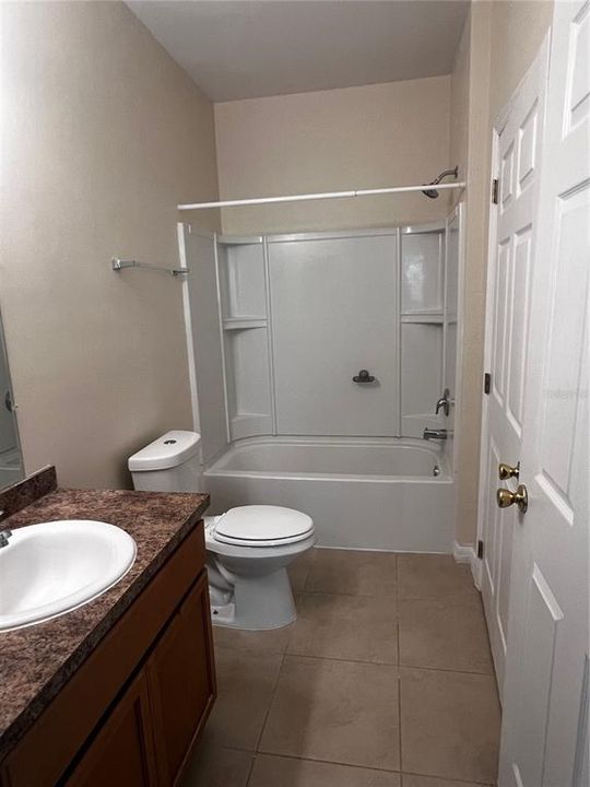For Rent: $2,000 (3 beds, 2 baths, 1234 Square Feet)