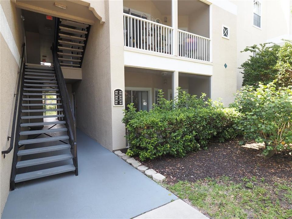 Active With Contract: $229,900 (2 beds, 1 baths, 1116 Square Feet)