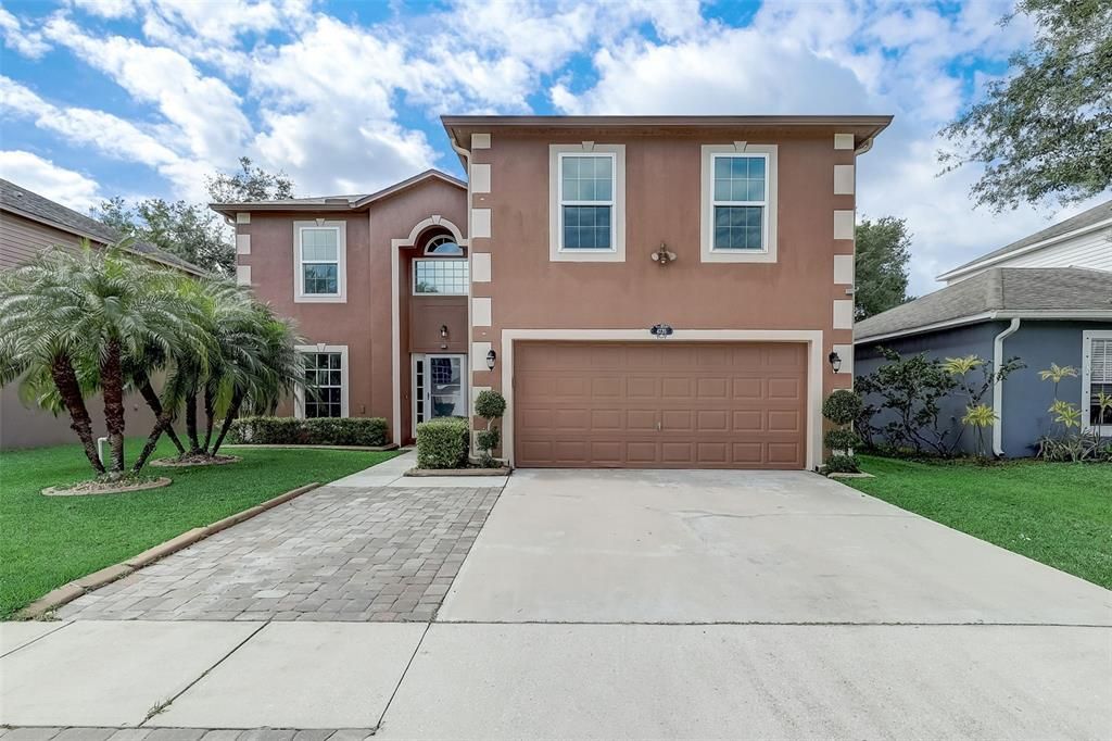 Active With Contract: $399,900 (4 beds, 2 baths, 2862 Square Feet)