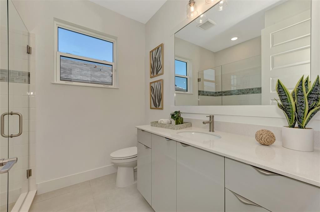 Recently Sold: $859,000 (2 beds, 2 baths, 2135 Square Feet)