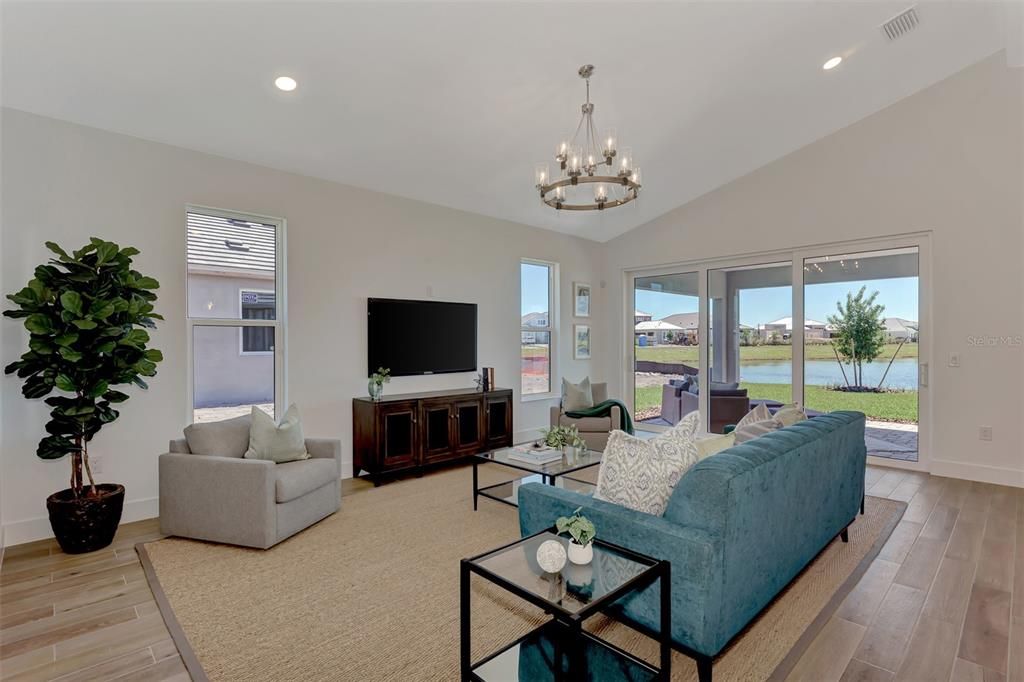 Recently Sold: $859,000 (2 beds, 2 baths, 2135 Square Feet)