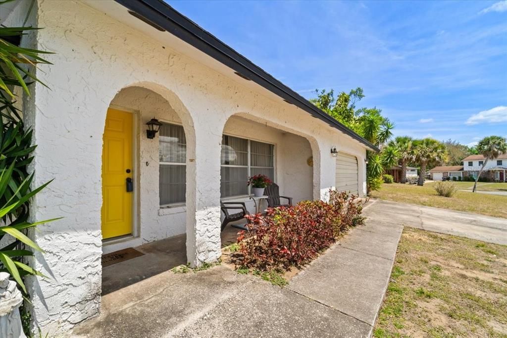 For Sale: $309,900 (3 beds, 2 baths, 1552 Square Feet)