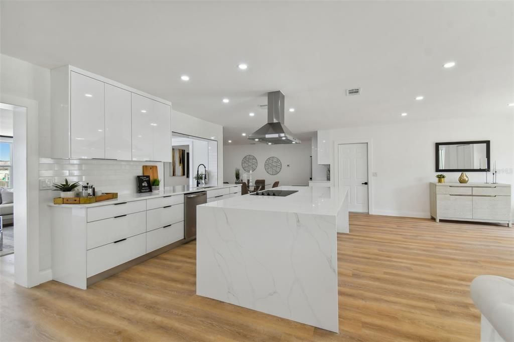 Active With Contract: $1,299,000 (4 beds, 2 baths, 2641 Square Feet)