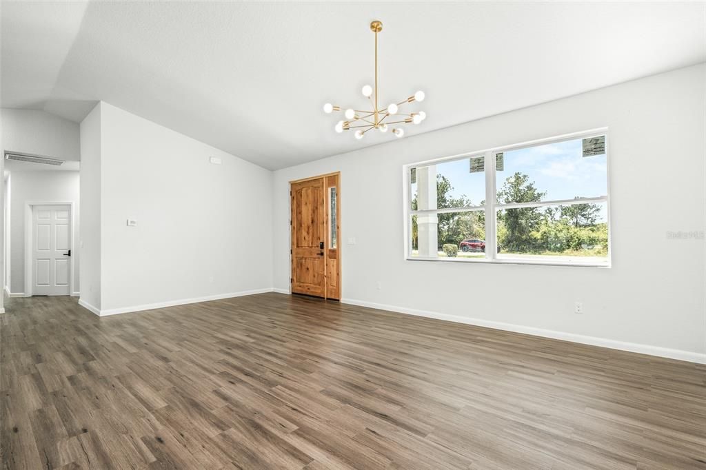 Active With Contract: $439,000 (3 beds, 2 baths, 2140 Square Feet)