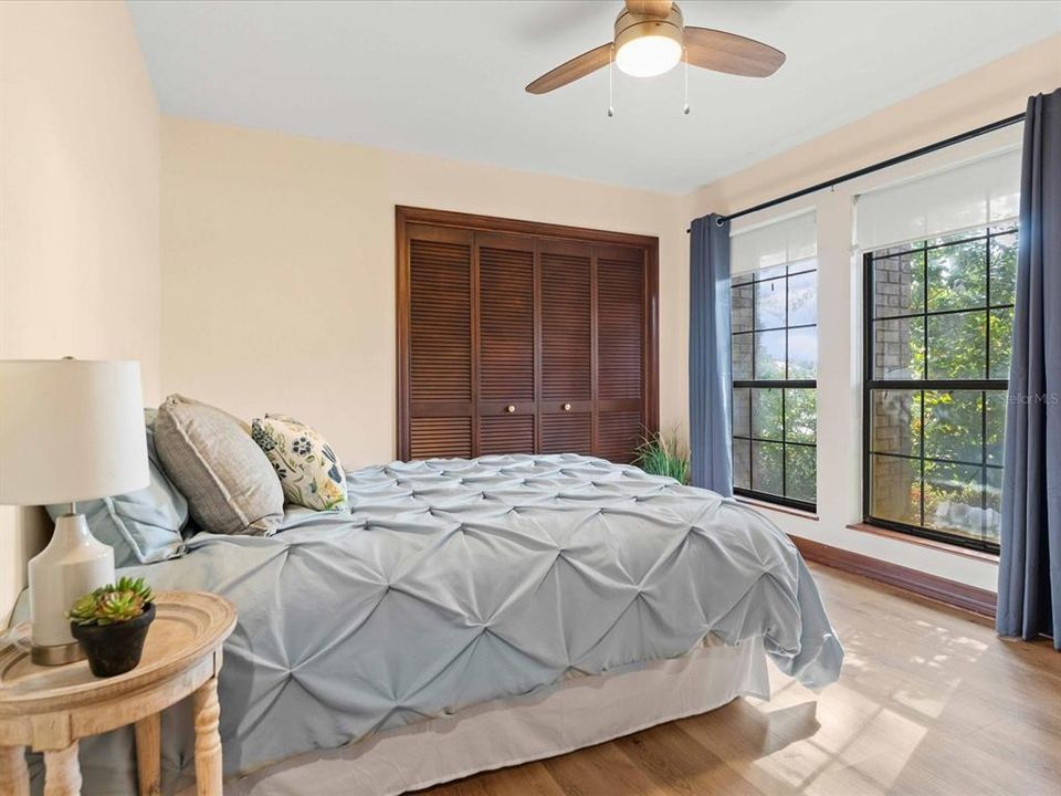 Active With Contract: $835,000 (3 beds, 2 baths, 2486 Square Feet)