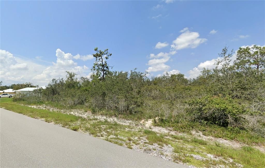 En Venta: $32,500 (0.39 acres)