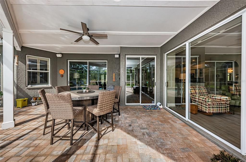 Covered Lanai with sliding doors