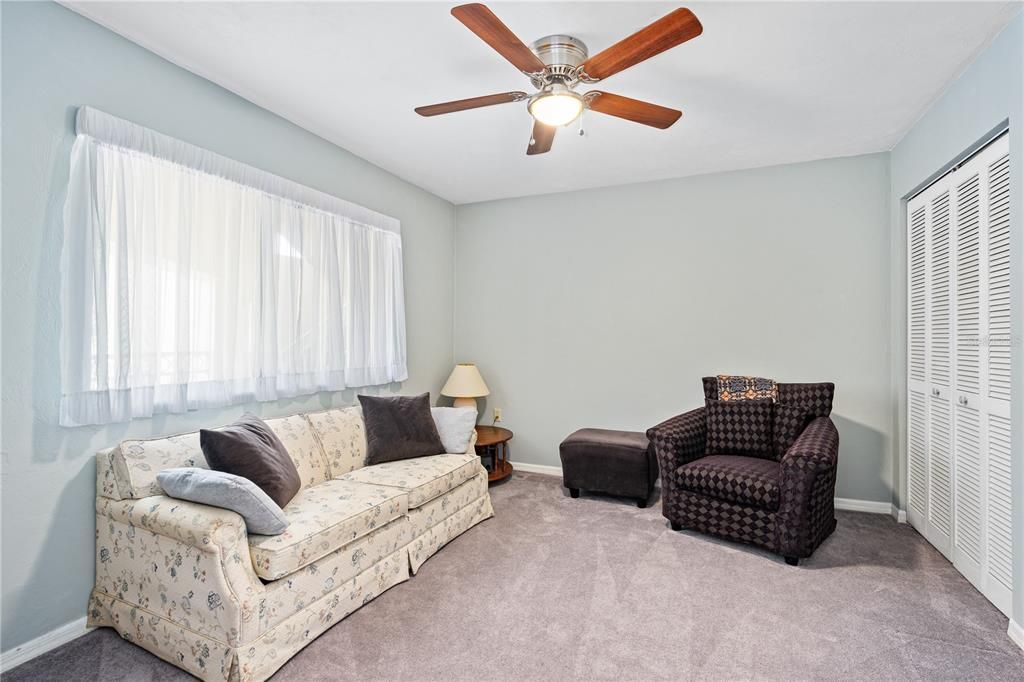 For Sale: $338,000 (2 beds, 2 baths, 1128 Square Feet)