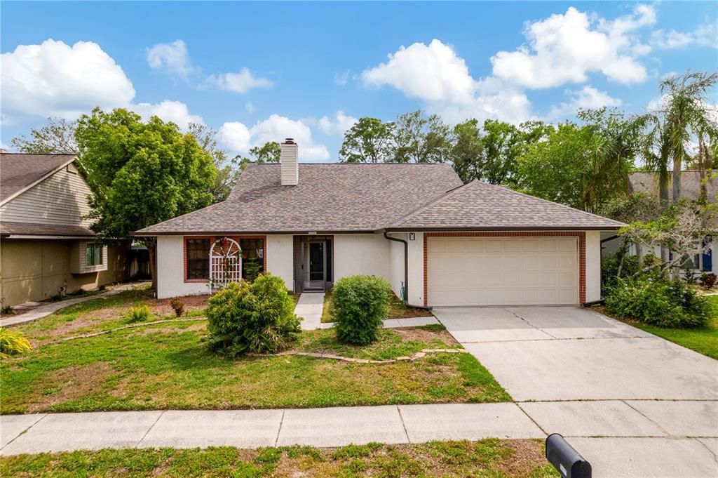 Recently Sold: $440,000 (3 beds, 2 baths, 1966 Square Feet)
