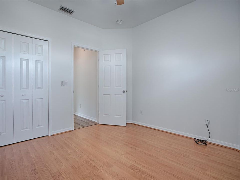 For Sale: $349,500 (2 beds, 2 baths, 1482 Square Feet)