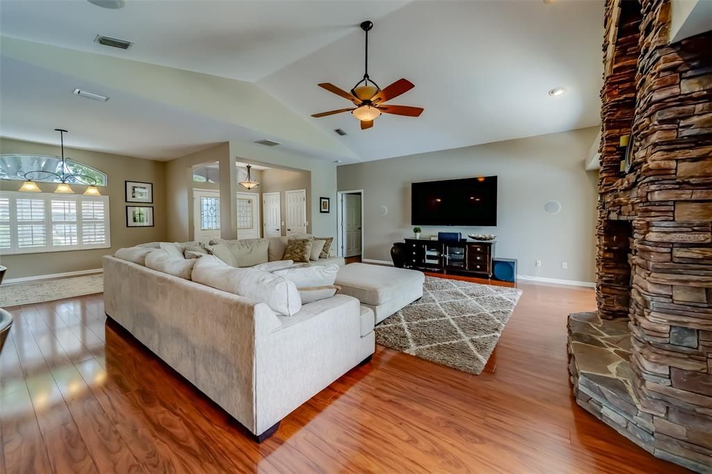 Active With Contract: $734,900 (4 beds, 2 baths, 2265 Square Feet)