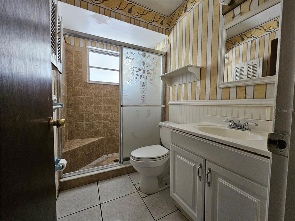 最近售出: $220,000 (3 贝兹, 1 浴室, 1359 平方英尺)