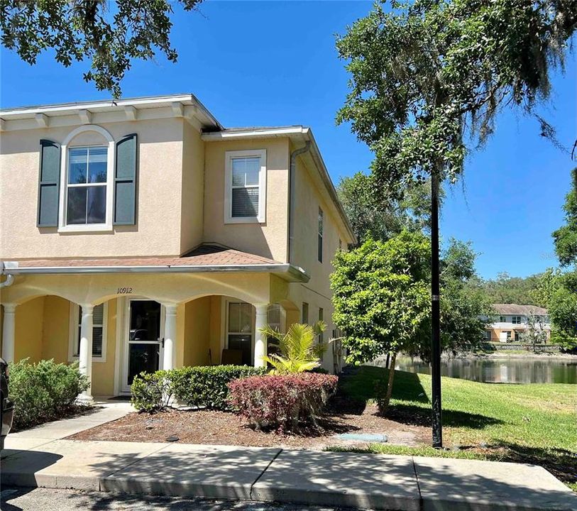 Vendido Recientemente: $285,000 (3 camas, 2 baños, 1640 Pies cuadrados)